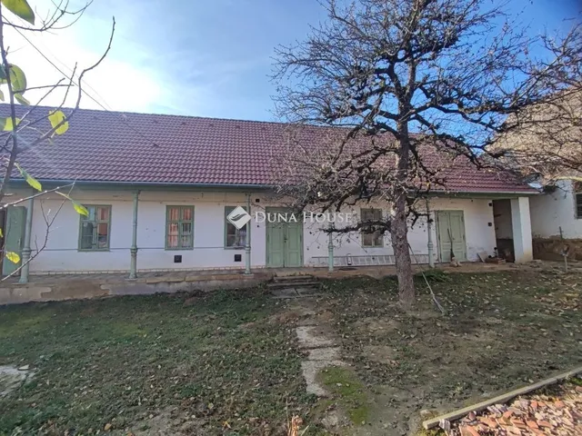 Eladó ház Kakasd 100 nm