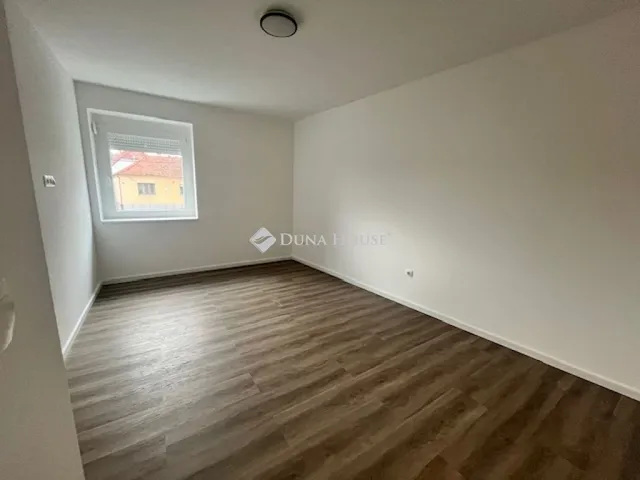 Eladó ház Pécsvárad 100 nm