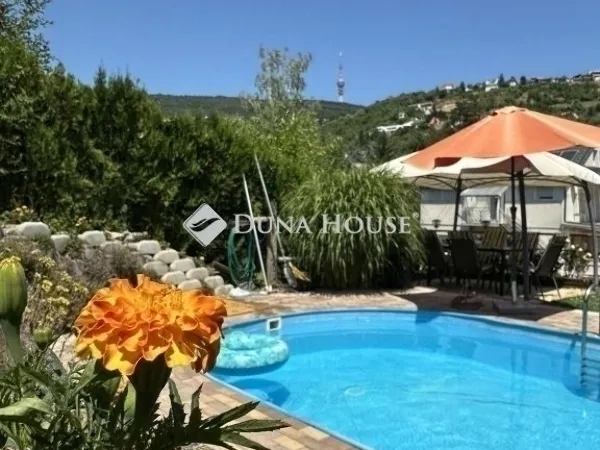 Eladó ház Pécs 209 nm