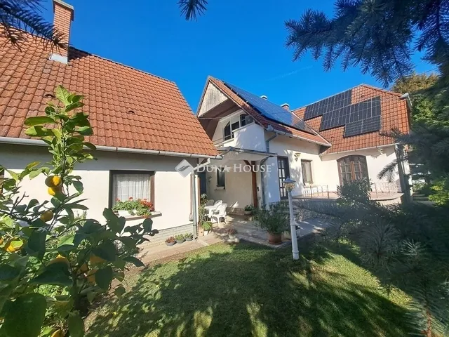 Eladó ház Bóly 250 nm