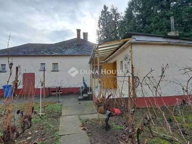 Eladó ház Bóly 102 nm