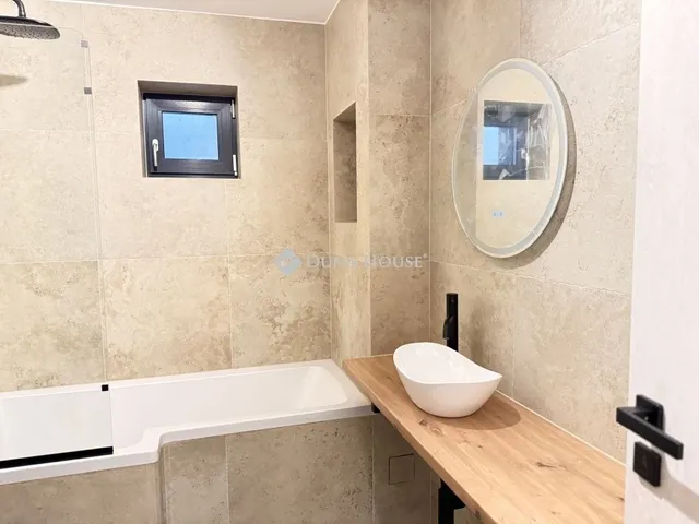 Eladó lakás Pécs 78 nm