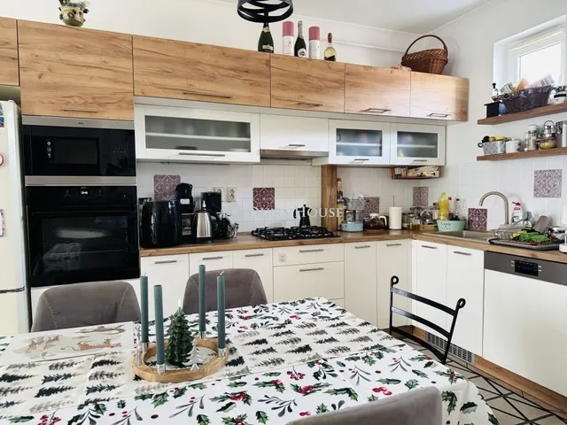 Eladó ház Bogád 109 nm