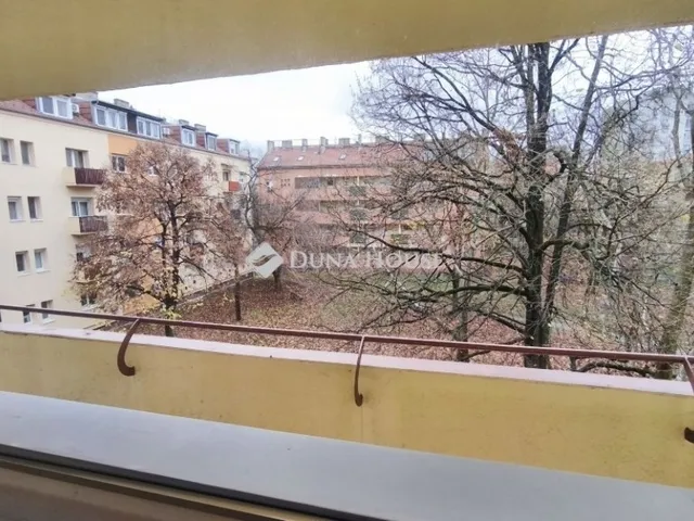 Eladó lakás Pécs 39 nm