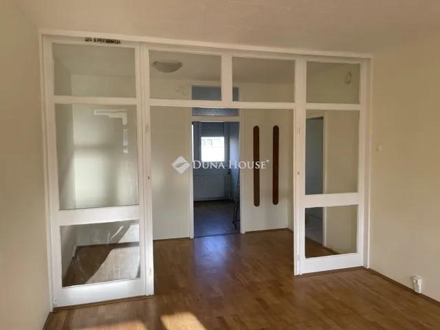 Eladó lakás Pécs 58 nm