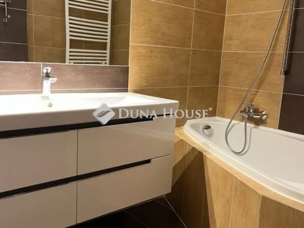 Eladó ház Kozármisleny 70 nm