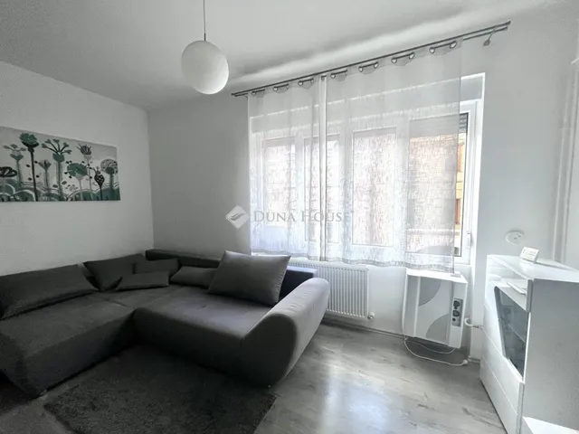 Eladó lakás Pécs 54 nm
