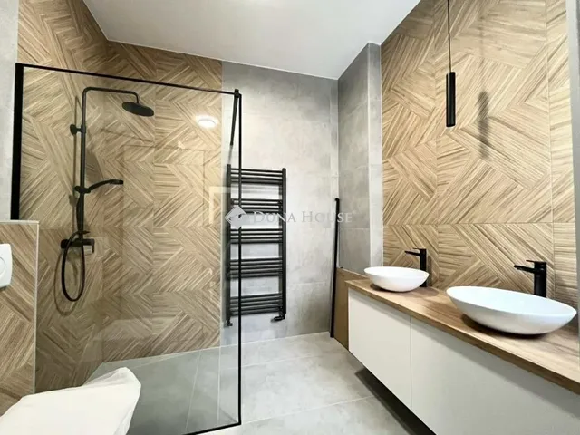 Eladó lakás Pécs 74 nm