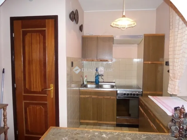 Eladó ház Szentlőrinc 181 nm