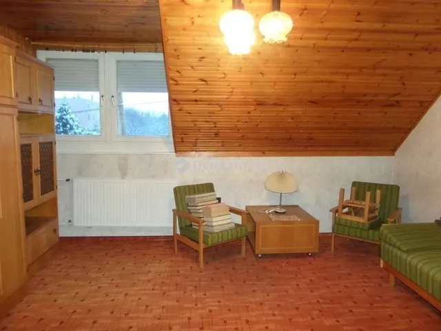 Eladó ház Szentlőrinc 181 nm