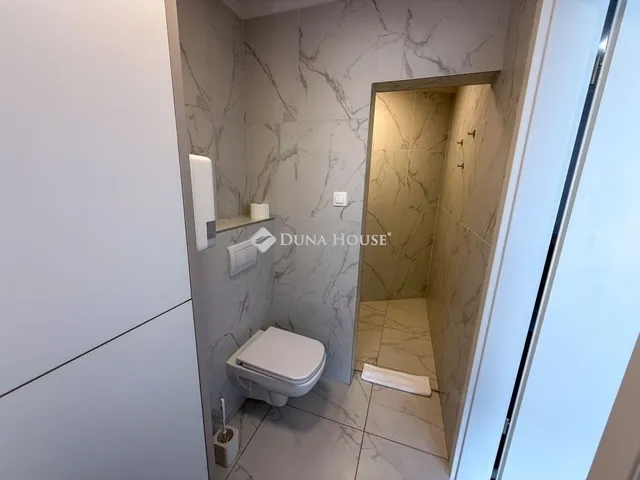 Eladó lakás Pécs 88 nm