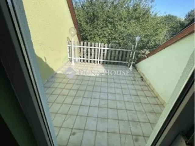 Eladó ház Pécs 270 nm