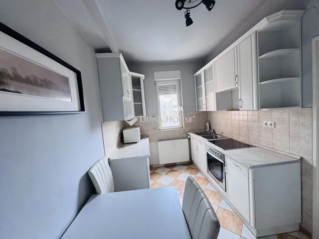 Eladó lakás Pécs 56 nm