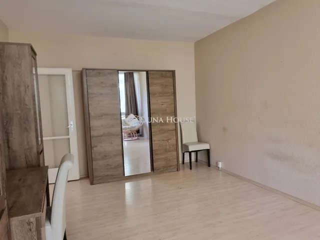 Eladó lakás Pécs 53 nm