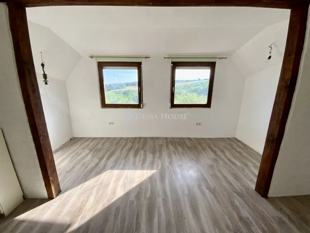 Eladó ház Mecseknádasd 132 nm