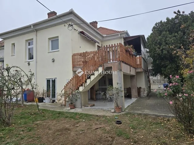 Eladó ház Pécs 190 nm