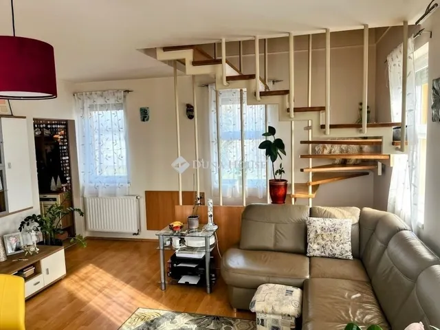 Eladó lakás Pécs 62 nm