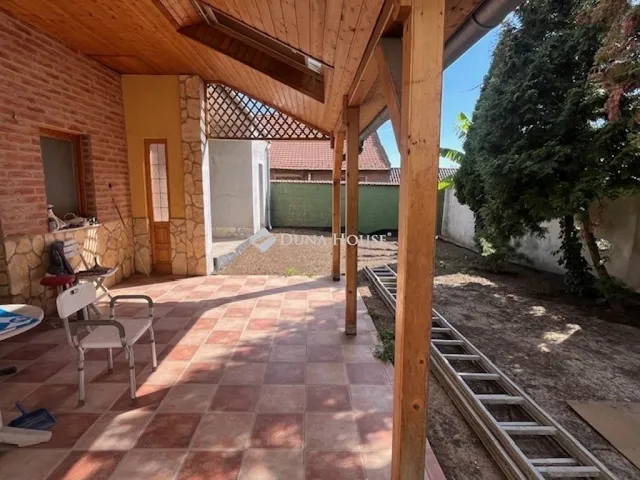 Eladó lakás Pécs 69 nm