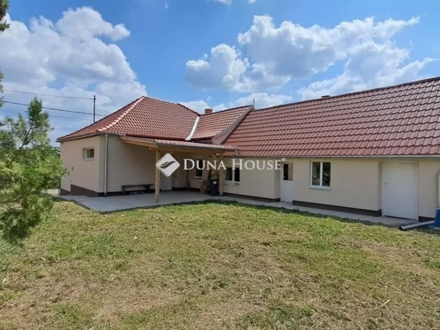 Eladó ház Bakonya 75 nm