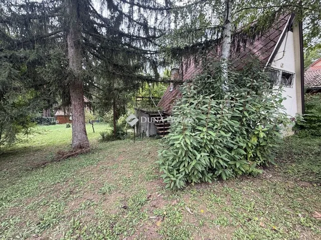 Eladó telek Orfű 722 nm