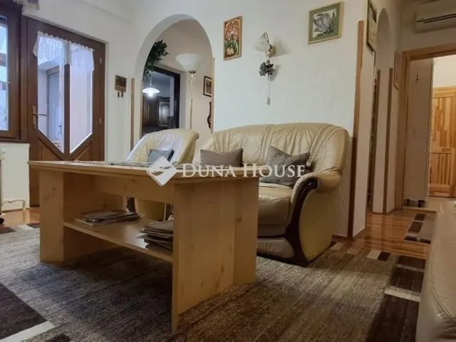 Eladó ház Pécs 200 nm