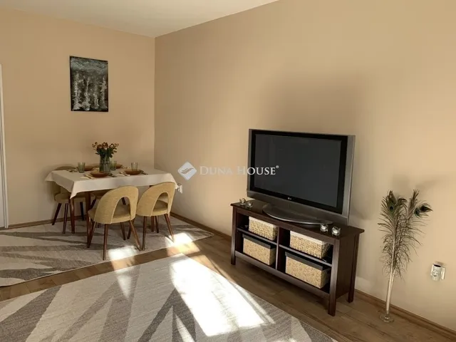 Eladó lakás Pécs 54 nm