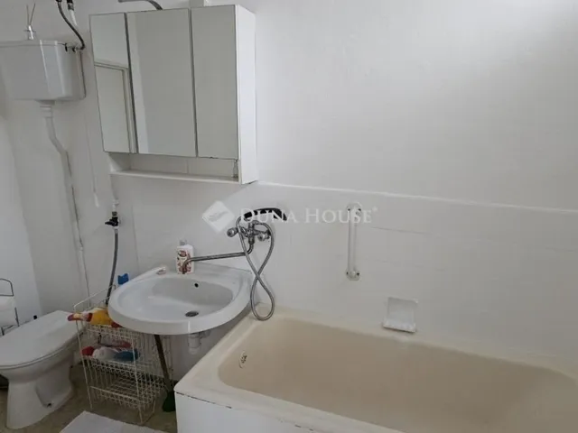 Eladó lakás Pécs 54 nm