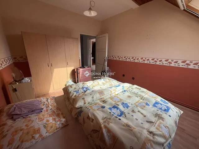 Eladó lakás Pécs, Fáy András u 61 nm