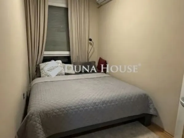 Eladó lakás Pécs 68 nm