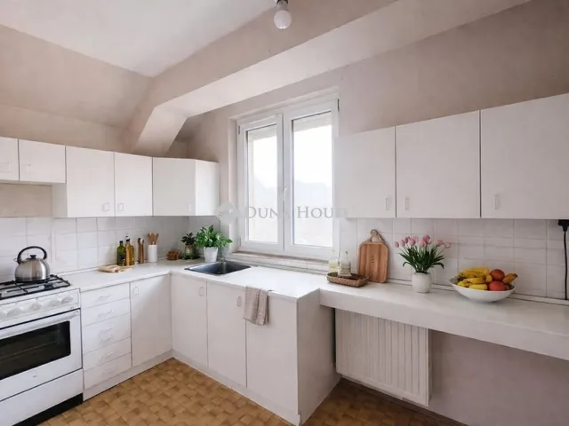 Eladó lakás Pécs 74 nm