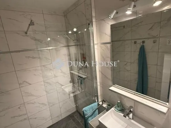 Eladó lakás Pécs 67 nm