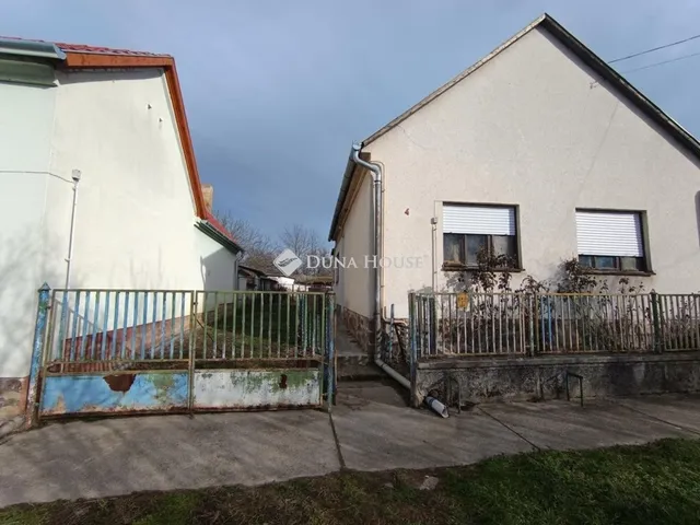 Eladó ház Szabadszentkirály 90 nm