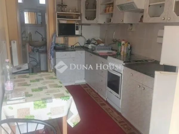 Eladó ház Kozármisleny 180 nm