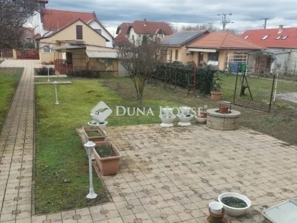 Eladó ház Kozármisleny 180 nm