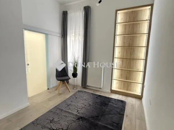 Eladó lakás Pécs 70 nm