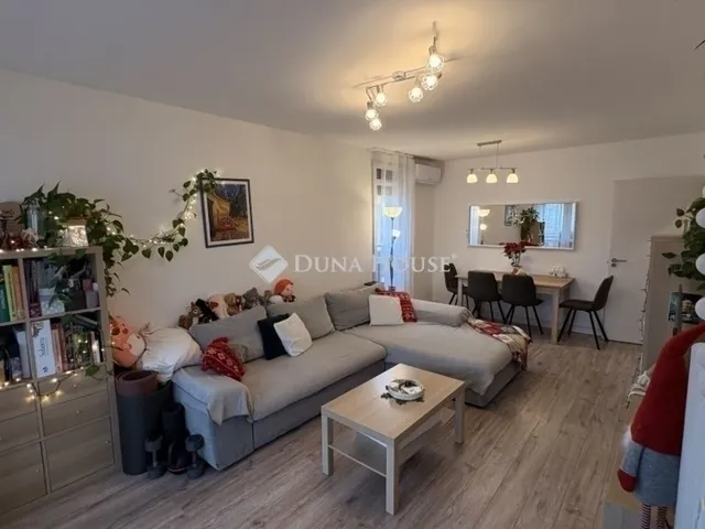 Eladó lakás Pécs 64 nm