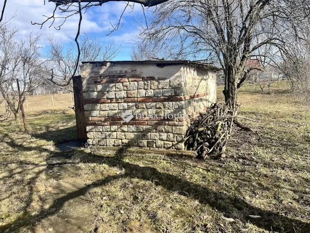 Eladó üdülő és hétvégi ház Romonya 12 nm