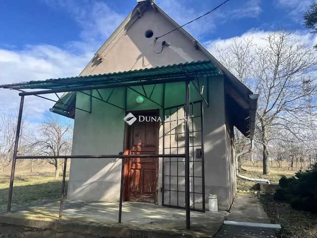 Eladó üdülő és hétvégi ház Romonya 12 nm