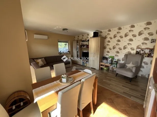 Eladó lakás Kozármisleny 56 nm