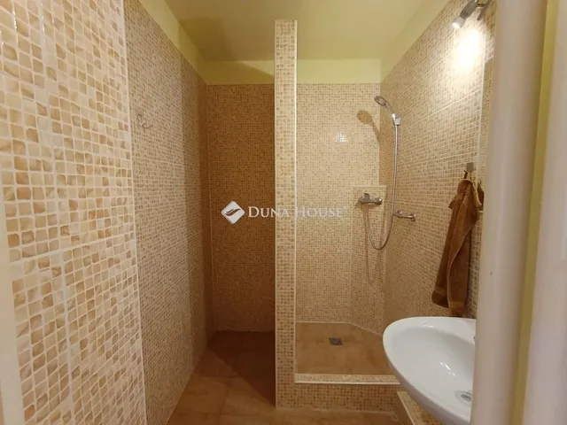 Eladó lakás Szentlőrinc 57 nm