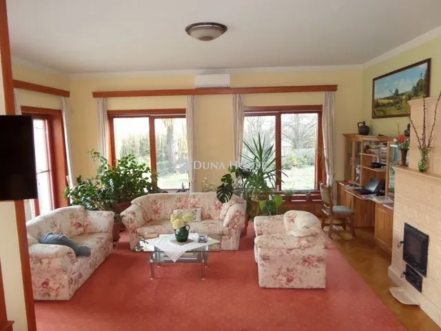 Eladó ház Birján 241 nm