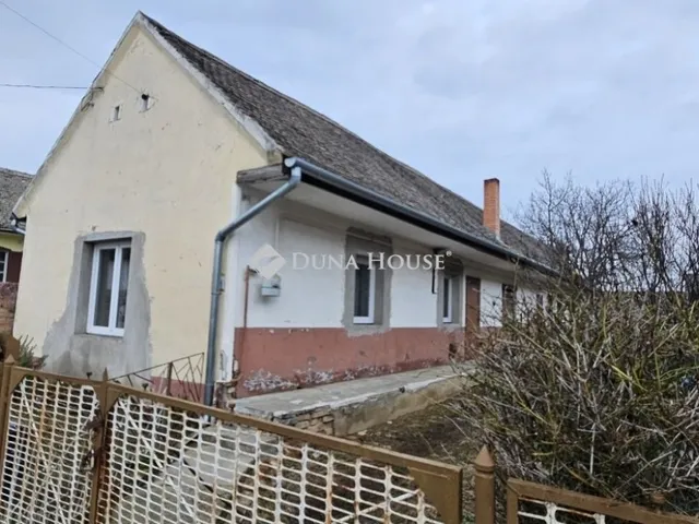 Eladó ház Véménd 70 nm