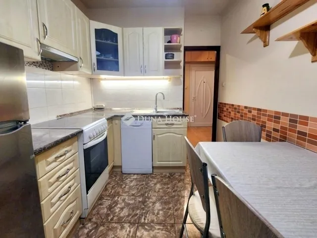 Eladó lakás Pécs 57 nm