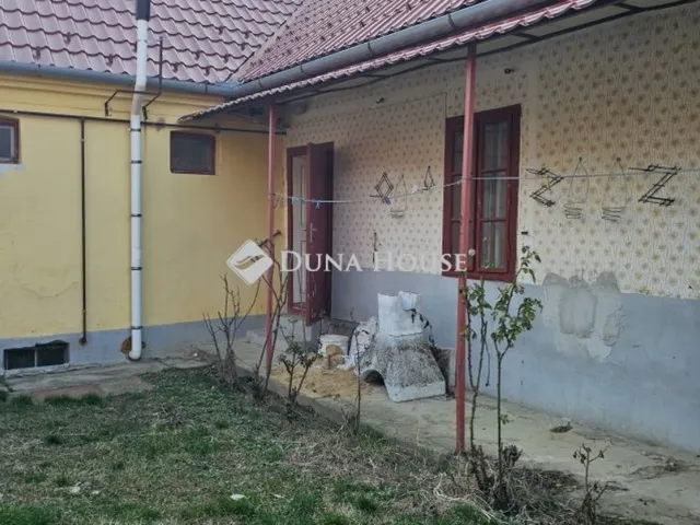 Eladó ház Véménd 79 nm