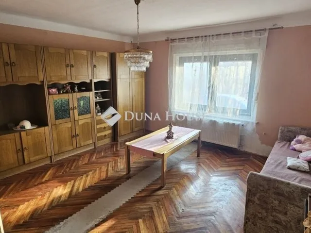 Eladó ház Véménd 79 nm