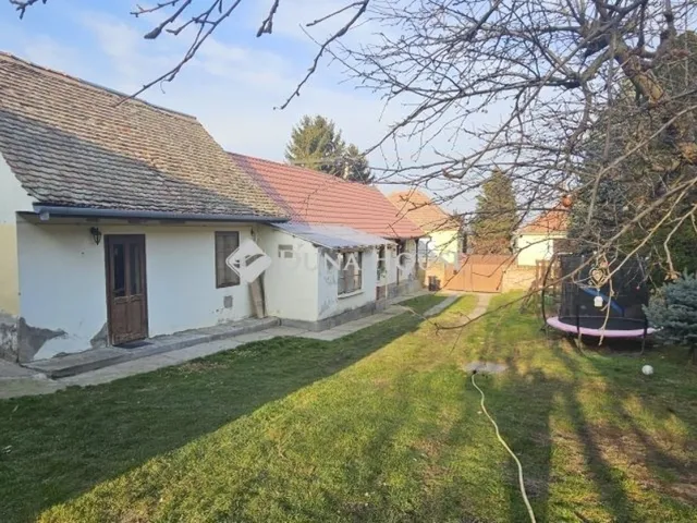 Eladó ház Véménd 80 nm