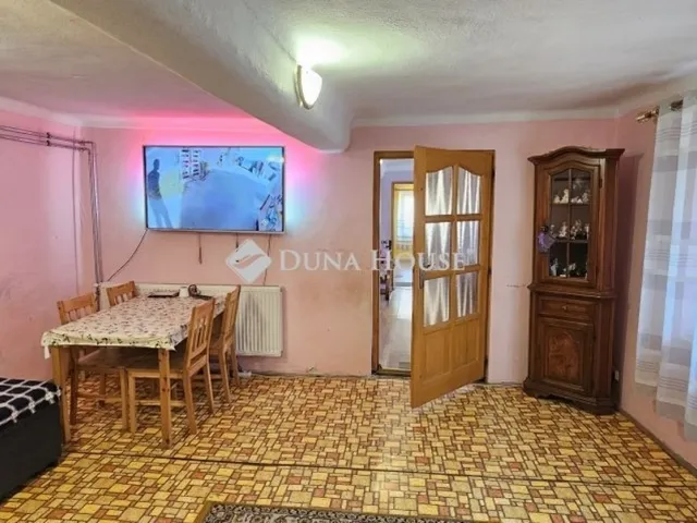 Eladó ház Véménd 80 nm