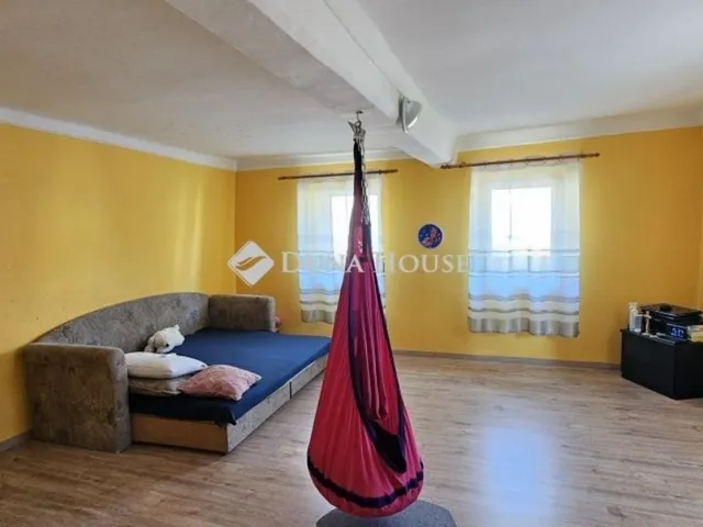 Eladó ház Véménd 80 nm