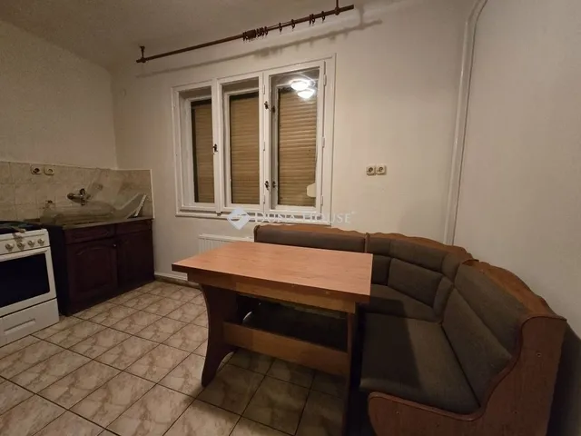 Eladó ház Pécs 104 nm