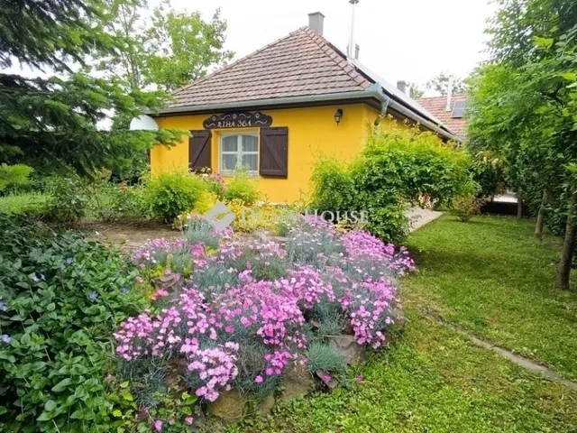 Eladó ház Homorúd 145 nm